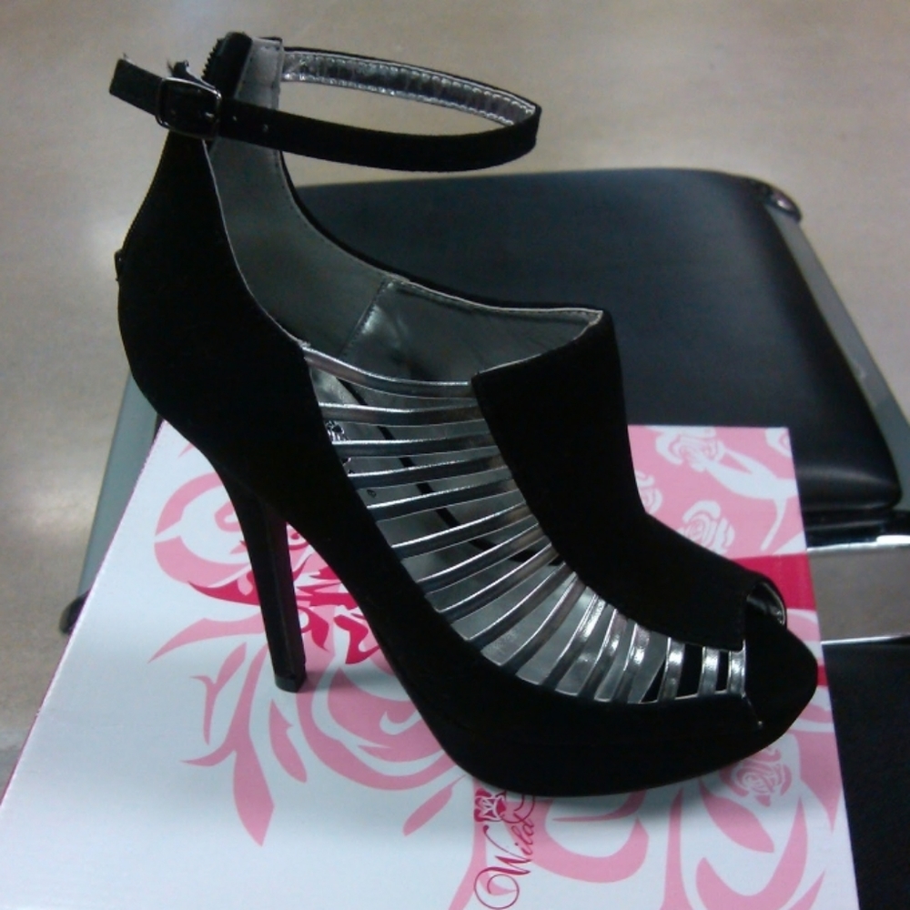 Open Toe Shoes
